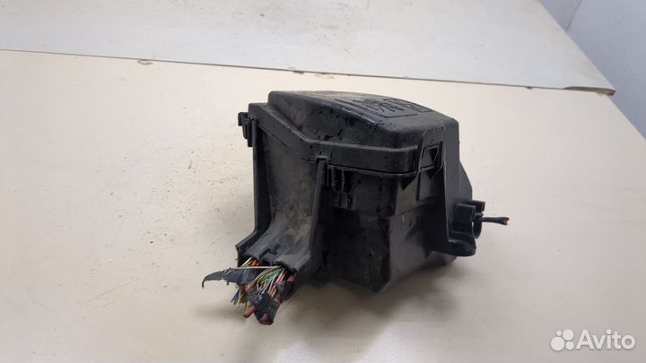 Блок предохранителей Dacia Sandero 2012, 2015