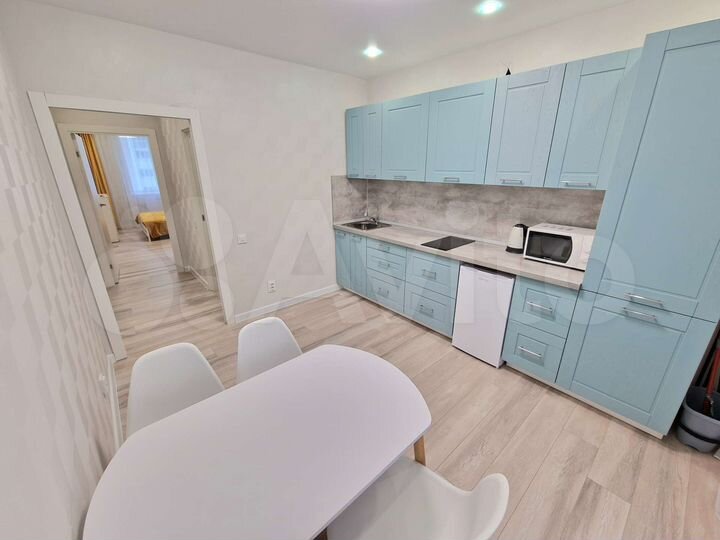 2-к. квартира, 42 м², 8/15 эт.