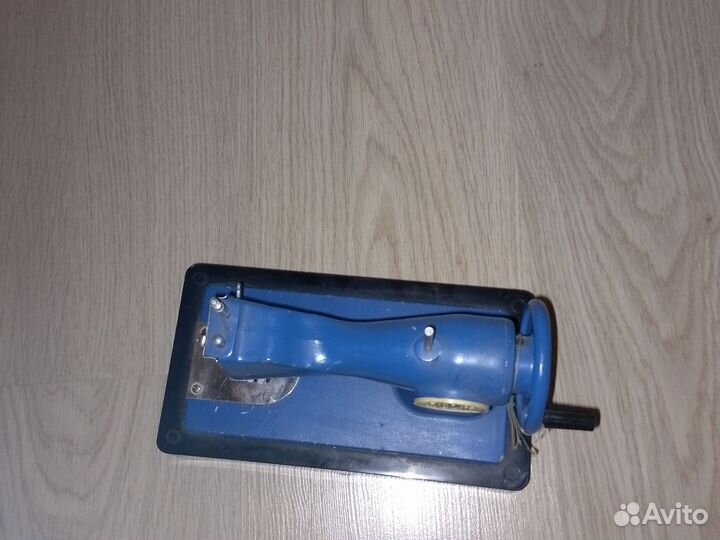 Детская швейная машинка СССР