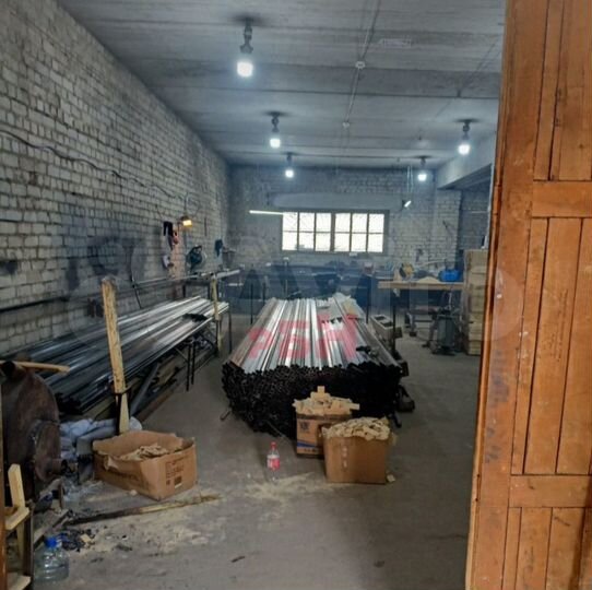 Помещение под сто, склад, офис, 205 м²