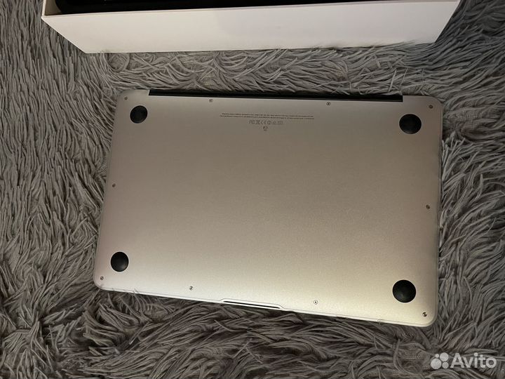 Apple MacBook air 11 2013 в Идеальном сост