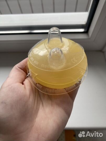 Накладки на грудь medela