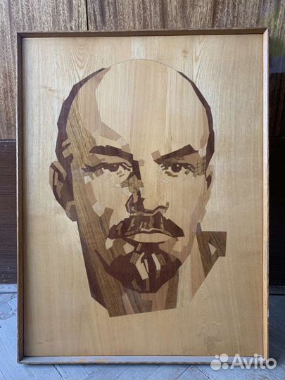 Настенное панно маркетри В.И. Ленин