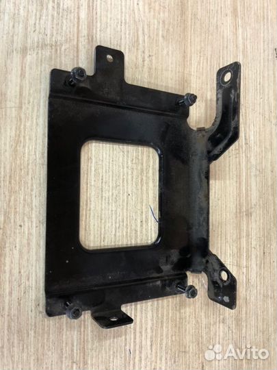 Кронштейн Ssangyong Kyron