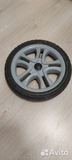 Колесо для коляски