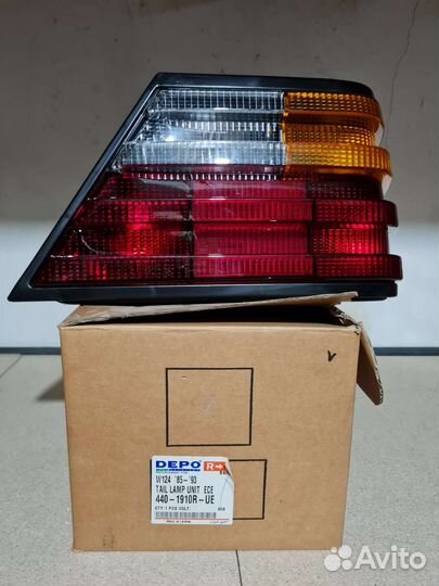 Фонарь задний правый Mercedes W124 Depo