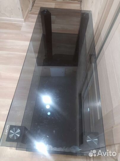 Стеклянная тумба под тв