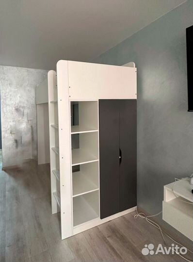 Кровать чердак со столом