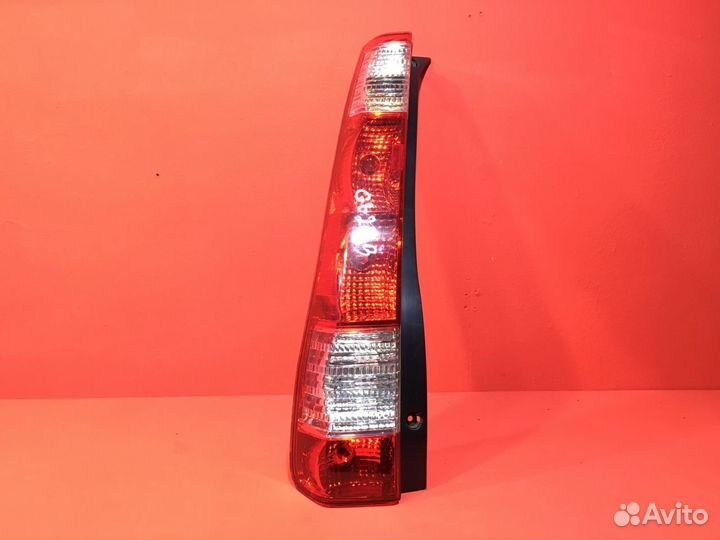 Фонарь для Honda CR-V 2 N22A2 2.2L (Б/У)