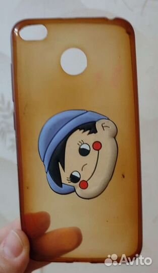 Чехлы на телефон