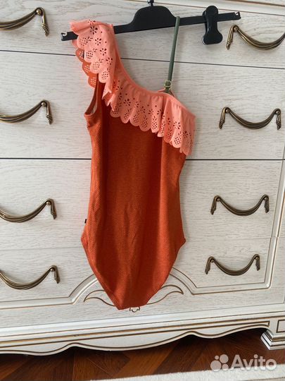 Купальник Моло,новый,очень красивый