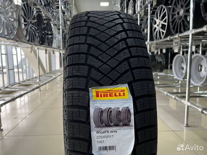 Pirelli Ice Zero FR 225/65 R17 106T