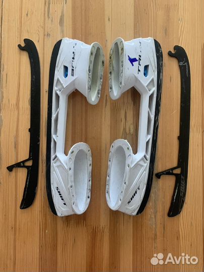 Коньки True,стаканы с лезвиями размер 272