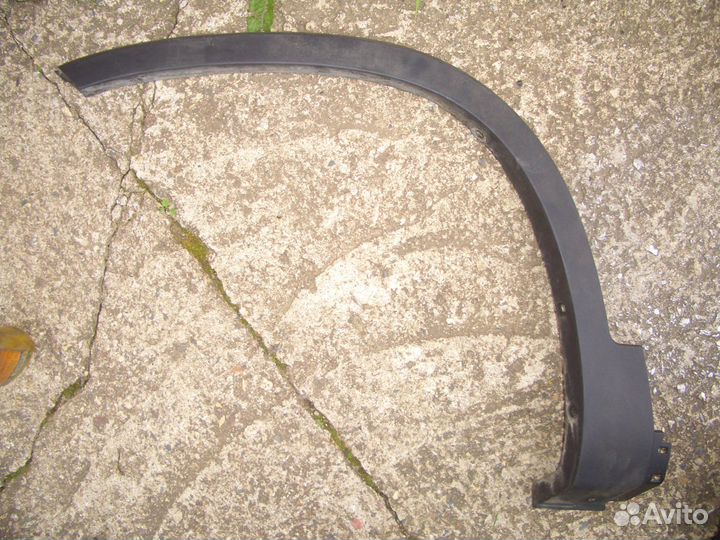 Накладка переднего крыла левая Киа Соренто с09-12г