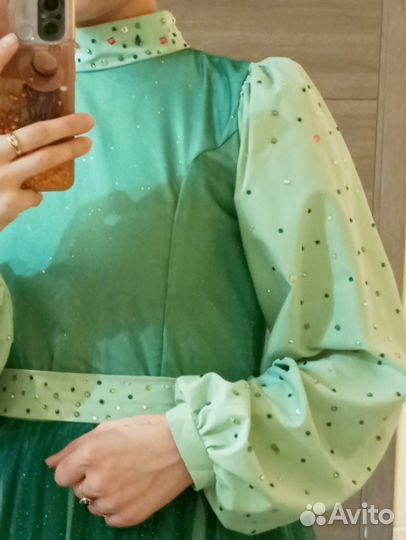 Вечернее платье