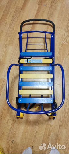 Детские санки на колесах новые