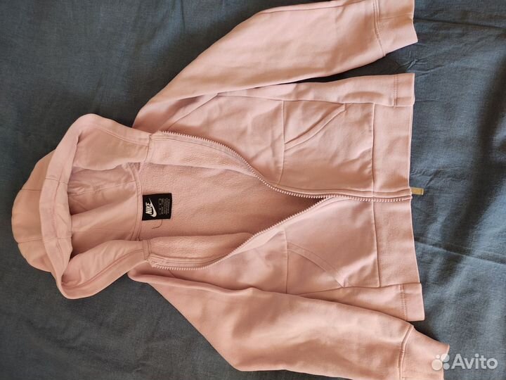 Кофты за две 250