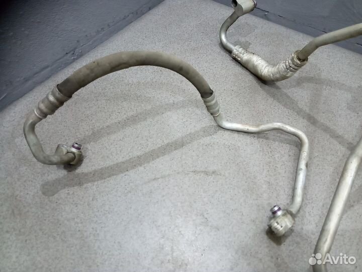 Трубки кондиционера 2 шт WV Passat b6 2.0 tfsi