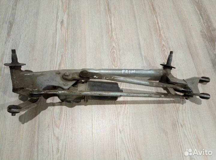 Трапеция стеклоочистителя дворников Nissan primera