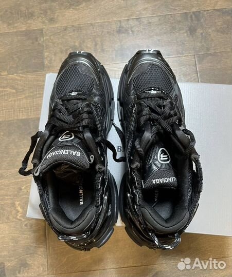 Balenciaga runner оригинал