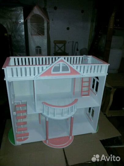 Домик кукольный новый