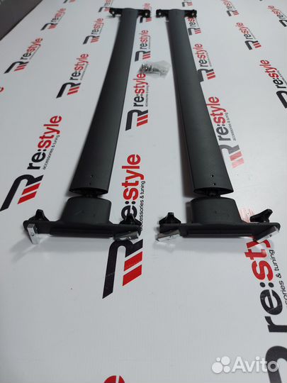 Рейлинги поперечные Toyota Land Cruiser 200 Черные