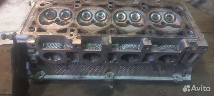 Головка блока chrysler voyager dodge caravan 2.4