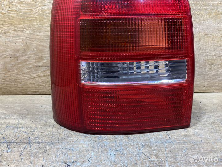 Фонарь задний левый Audi A4 B5 Арт. 111282