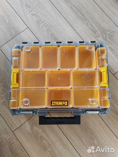 Кейс dewalt