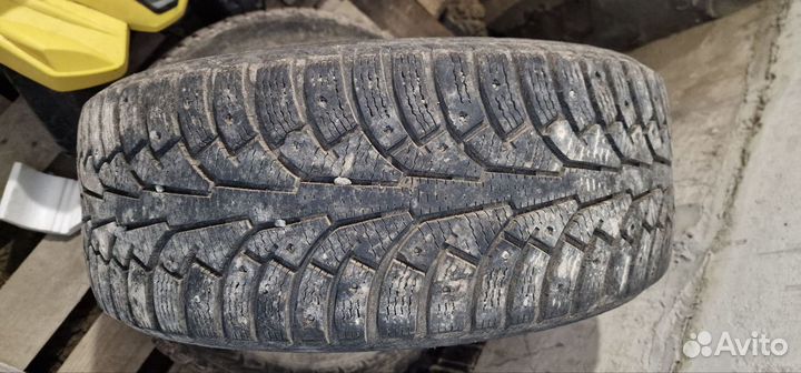 Nokian Tyres Hakkapeliitta 5 215/50 R17 19B