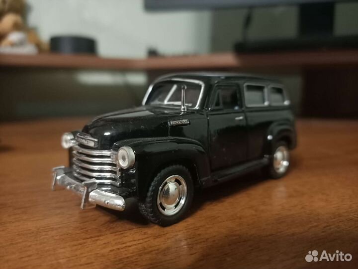 Коллекция масштабных моделей 1/36 Kinsmart