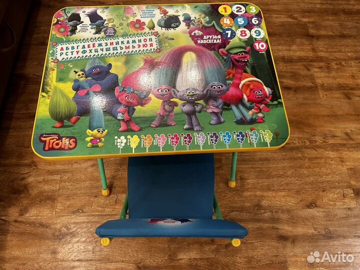 Детский стол и стул