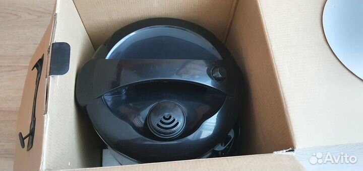 Мультиварка Redmond RMK-M271