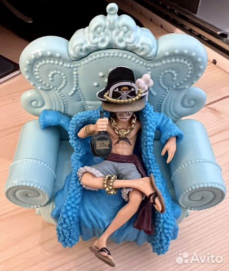 Фигурка One Piece Monkey D. Luffy Tamashii Box