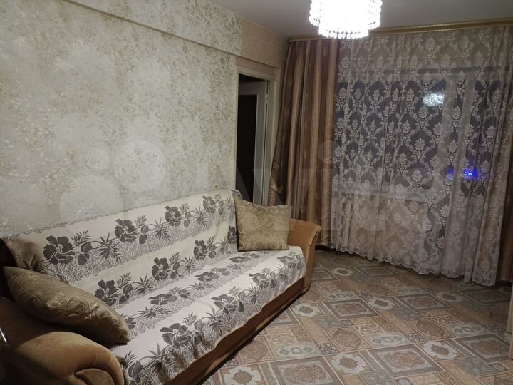 3-к. квартира, 49 м², 3/5 эт.