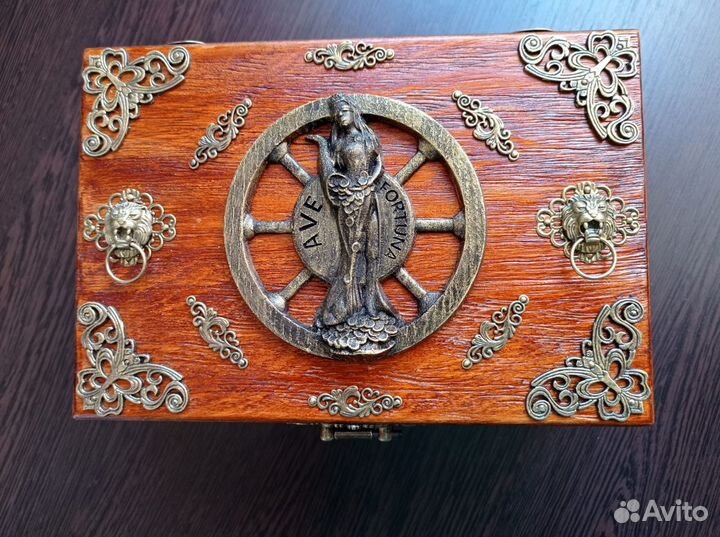 Шкатулка ручной работы