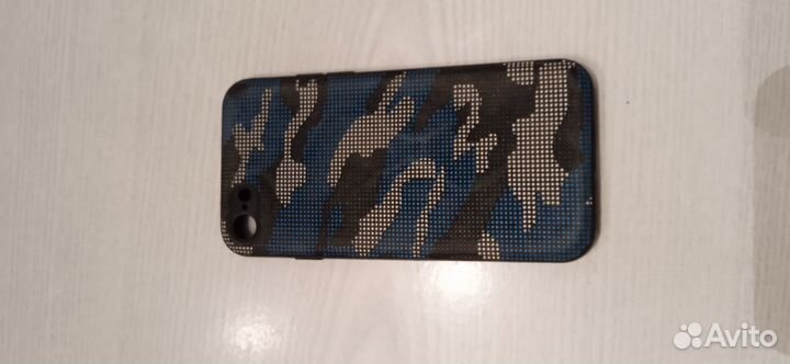 Чехол на iPhone 7 полосатый