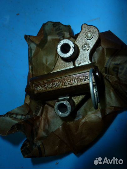 Натяжитель цепи грм Skoda Fabia б/у