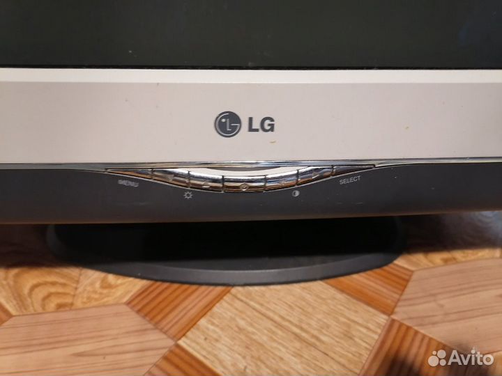 Монитор Flatron F 720B. LG 17