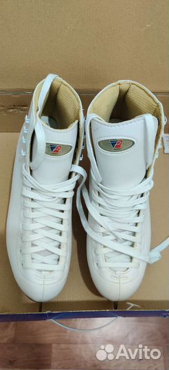 Фигурные коньки Riedell