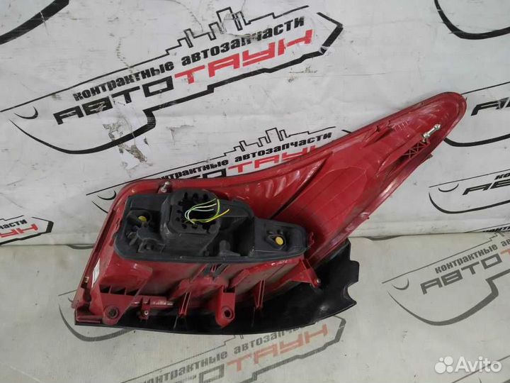 Фонарь peugeot 308 4E 25950208D wagon правый 6351F