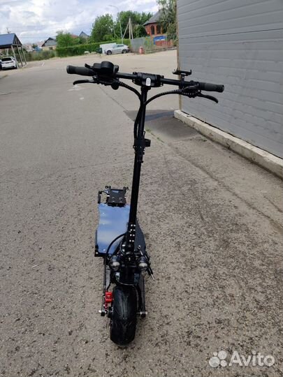 Электросамокат Ultron T128