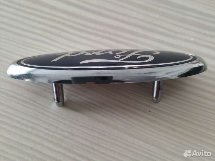 Эмблема ford focus 3