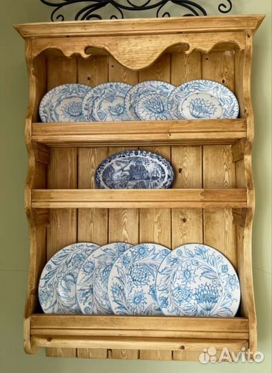 Полка для посуды из массива дерева