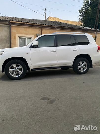 Toyota Land Cruiser 4.7 AT, 2011, 300 000 км