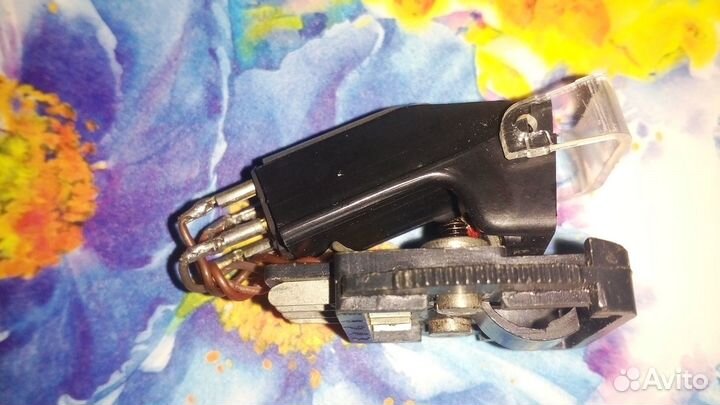 Головка звукоснимателя гзм 105 мд без иглы