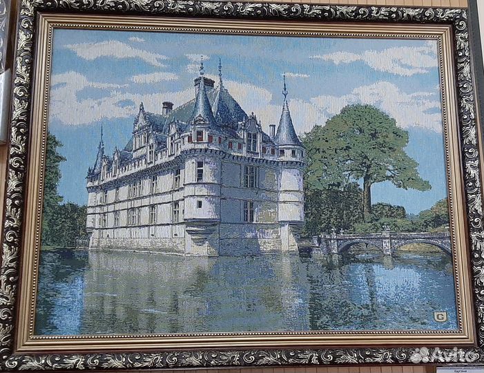 Продаются новые картины, хороший багет