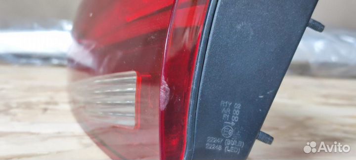 Фонарь задний внутренний правый Hyundai Tucson 924