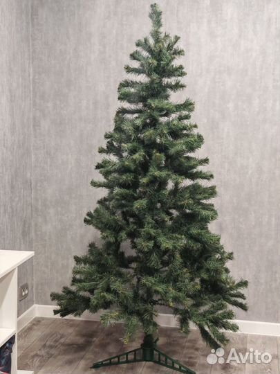 Ёлка искусственная