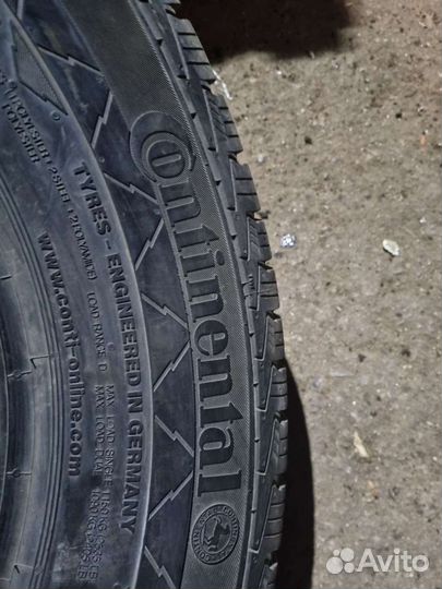 Continental VancoWinter 2 215/75 R16C 113R